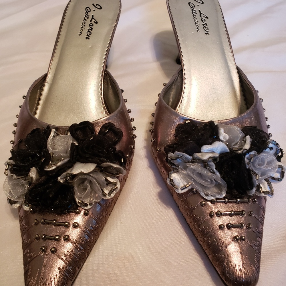 Super Cute Metallic Mule